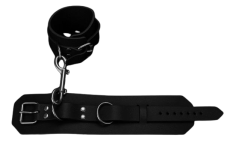 schwarze Premium Echtleder-Fußfesseln mit D-Ring & Doppelkarabiner