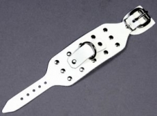 1 Paar die neuen praktischen Handfesseln mit Rollschnallen, D-Ring und Ziernieten in verschiedenen Farbvariationen