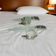 transparente glasklare PVC Handfesseln und Fußfesseln PVC mit Durchsicht als Fessel-Set