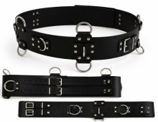 Handgefertigter Taillengurt aus echtem Leder in Schwarz-Rot mit außergewöhnlicher 20 cm Breite, stabilen D-Ringen und O-Ringen sowie hochwertiger Verarbeitung von LWPH