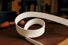 Lederriemen Gürtelleder Lederstreifen ca. 140,0 cm x 2,5 cm breit x ca. 3,0 mm stark