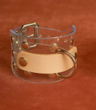 Transparente Handfesseln mit D-Ring, Ziernieten & naturellen Leder-Accessoire Modell "Durchsicht" von LWPH