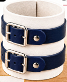 Echtleder-Armband weiß mit 2 dunkelblauen Lederriemen geschlossen - Einzelbild