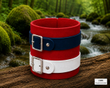 Rotes Echtleder-Armband von LWPH mit zwei Lederriemen dunkelblau und weiß mit Rollschnallen