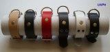 1 Paar Handfesseln mit D-Ringen in verschiedenen Farben Echt Leder 2,5 x 25,0 cm, klein, fein, passend, einfach schnell und praktisch