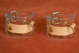 Transparente Handfesseln mit D-Ring, Ziernieten & naturellen Leder-Accessoire Modell "Durchsicht" von LWPH